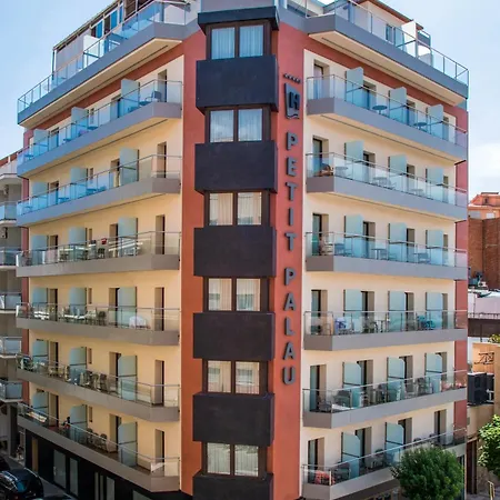 珀蒂帕劳酒店 - 仅限成年人 酒店 布拉内斯