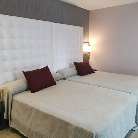 珀蒂帕劳酒店 - 仅限成年人 酒店 布拉内斯