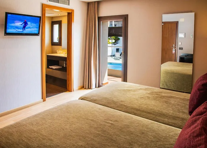 Petit Palau - Adults Only