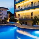 فندق Petit Palau - Adults Only 4*
